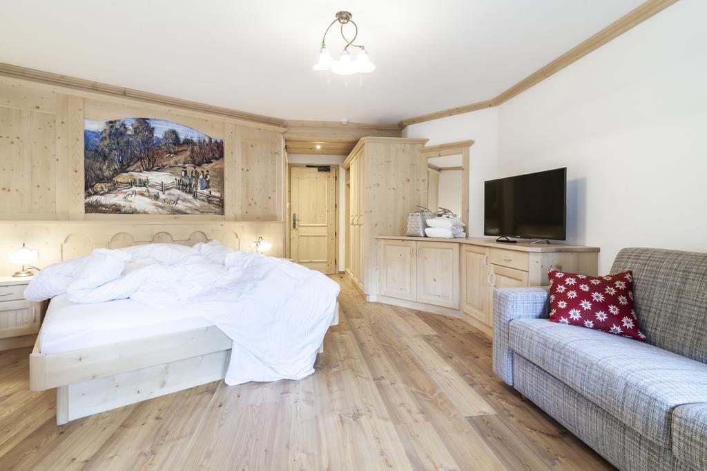 Dorfhotel Beludei Santa Cristina Val Gardena Pokój zdjęcie