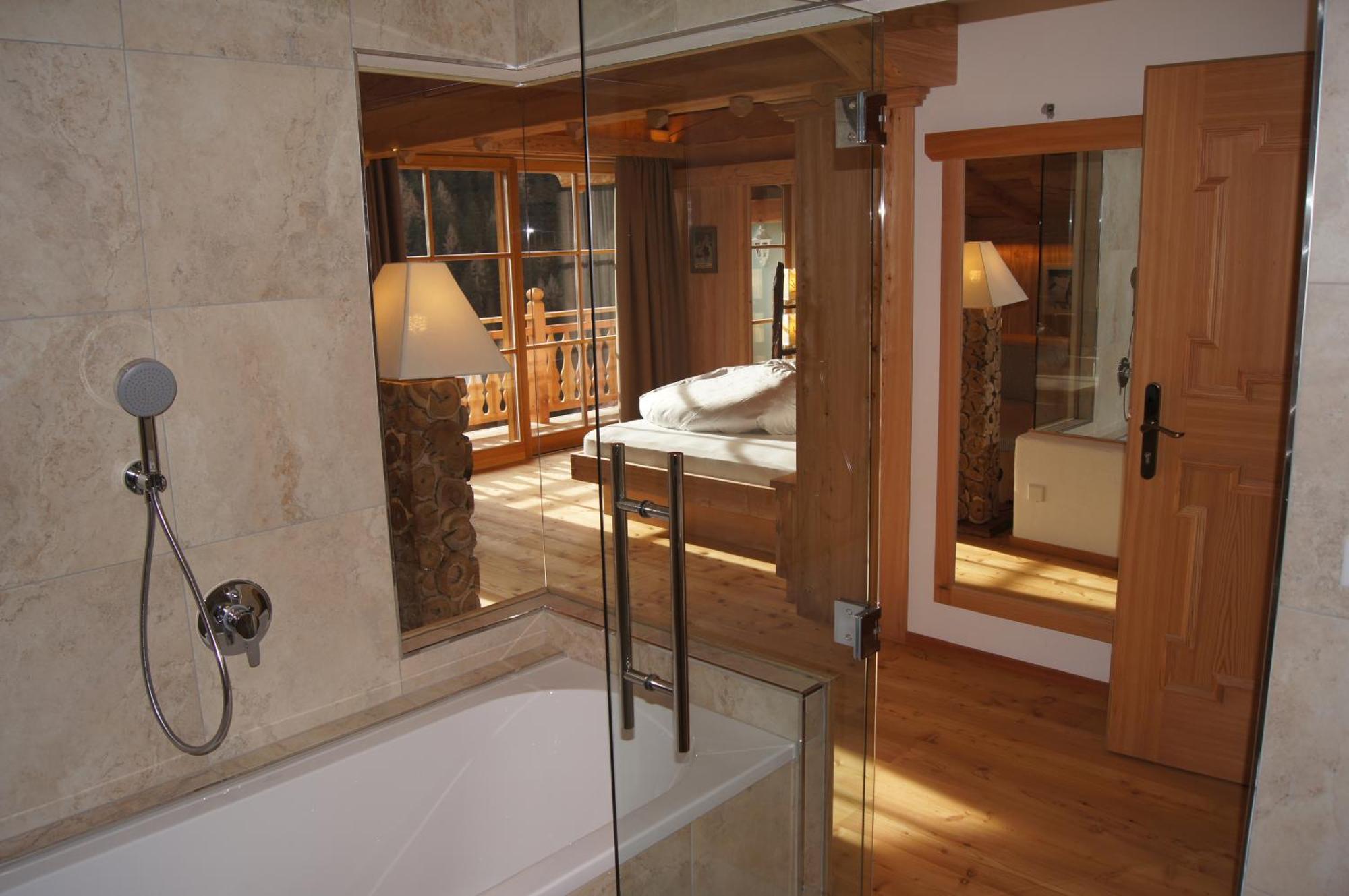 Dorfhotel Beludei Santa Cristina Val Gardena Pokój zdjęcie